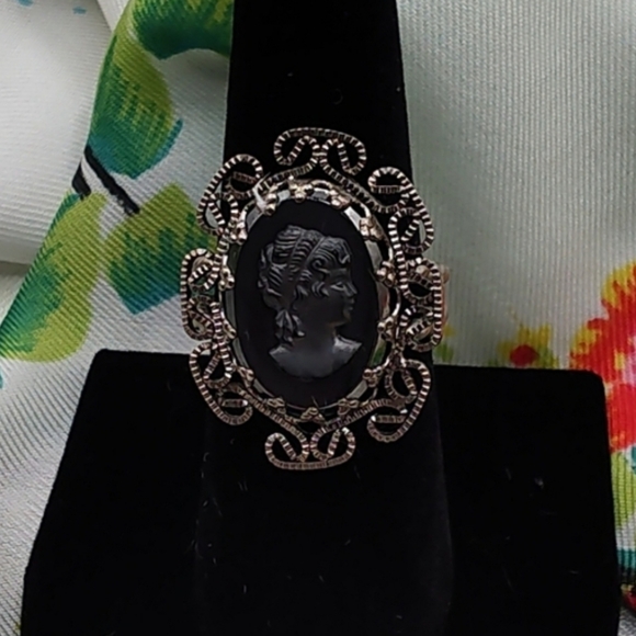 Source Unknown Jewelry - Vintage Mourning Cameo Ring - Silver Tone Adjustable Hematite Filigree